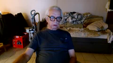 tom112292014 online show from 6, 10, 2025