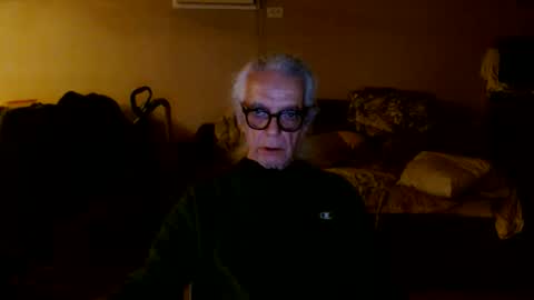 Snapshot of tom112292014 chatting on 19, 2, 2026 tom112292014 online show from 19, 2, 2026