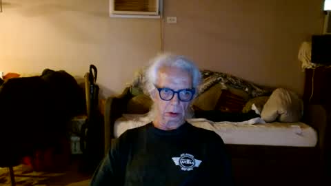 Snapshot of tom112292014 chatting on 22, 6, 2026 tom112292014 online show from 22, 6, 2026