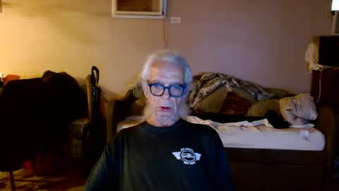 Snapshot of tom112292014 chatting on 23, 6, 2026 tom112292014 online show from 23, 6, 2026