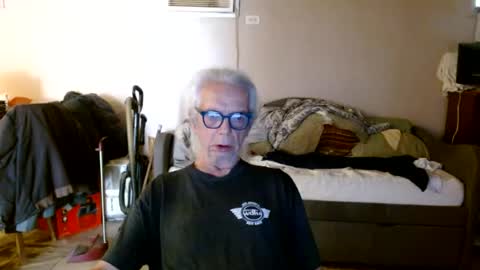 Snapshot of tom112292014 chatting on 29, 6, 2026 tom112292014 online show from 29, 6, 2026
