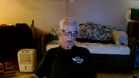 Snapshot of tom112292014 chatting on 4, 7, 2026 tom112292014 online show from 4, 7, 2026