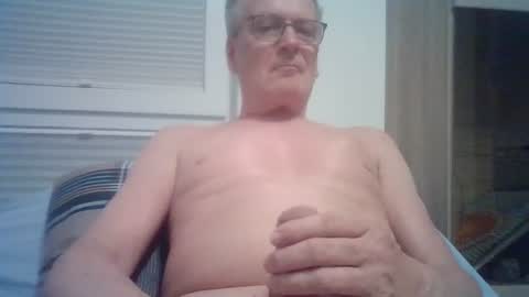 Snapshot of tom60sam chatting on 13, 6, 2026 tomsam online show from 13, 6, 2026