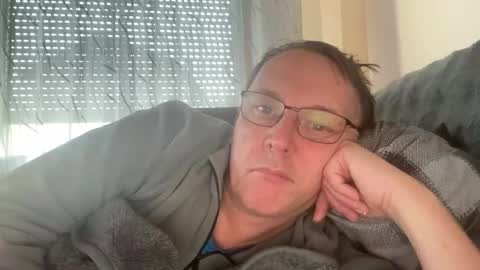 Tom online show from 4, 3, 2026