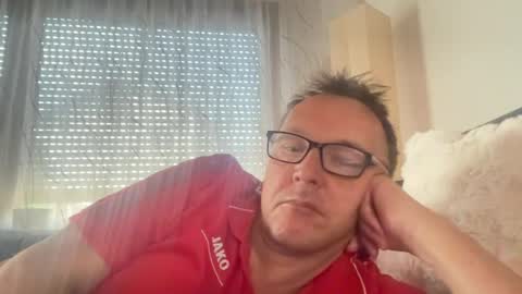 Tom online show from 23, 7, 2026