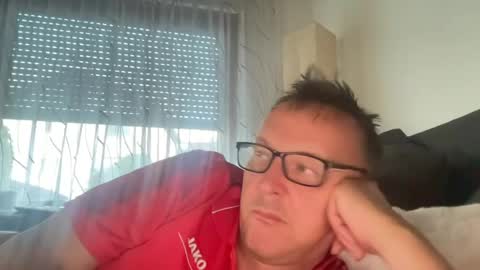 Tom online show from 23, 7, 2026