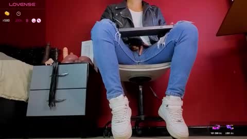 Tom online show from 29, 10, 2025