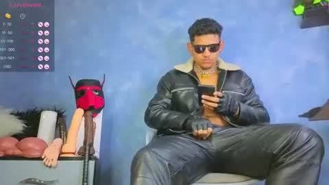 Tom online show from 8, 7, 2026