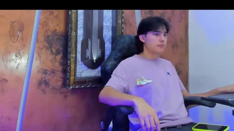 tom_hot20 online show from 19, 11, 2025