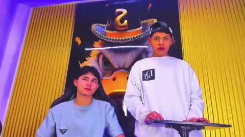 tom_hot20 online show from 24, 11, 2025