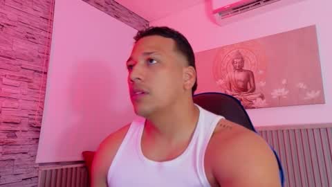 Tom muscle1 online show from 20, 12, 2025