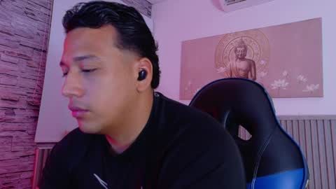 Tom muscle1 online show from 25, 4, 2026