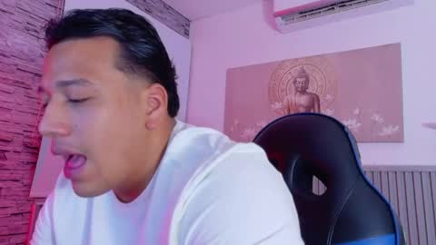 Tom muscle1 online show from 28, 4, 2026