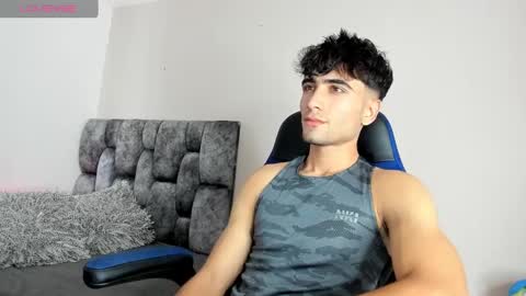 Snapshot of tom_walton chatting on 24, 1, 2025 tom online show from 24, 1, 2025