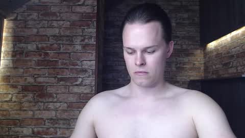 Snapshot of tom_y_ chatting on 24, 10, 2025 Tom online show from 24, 10, 2025