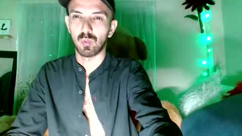 tomas gerauld. make me happy with 10000 tokens online show from 24, 4, 2026