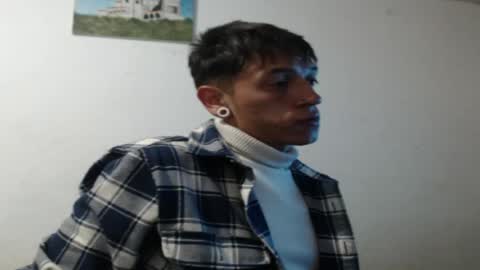 tomas_turbado_ online show from 12, 4, 2026