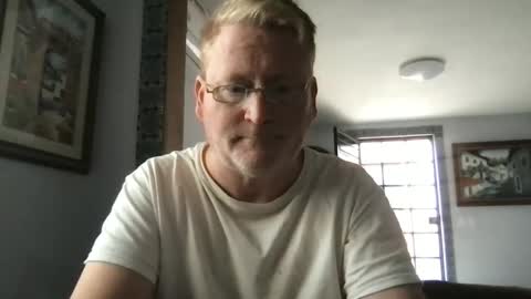 Hola online show from 10, 1, 2025