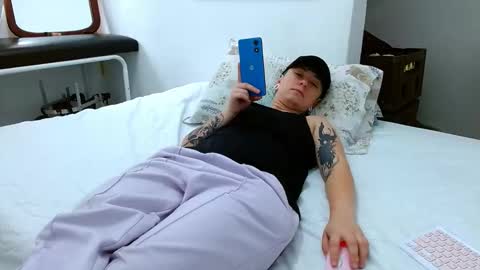 Blue online show from 13, 2, 2026