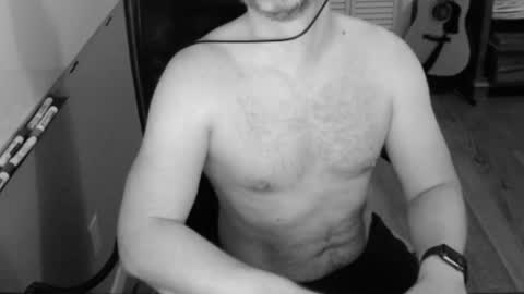 tombrockmoen2 online show from 21, 12, 2024