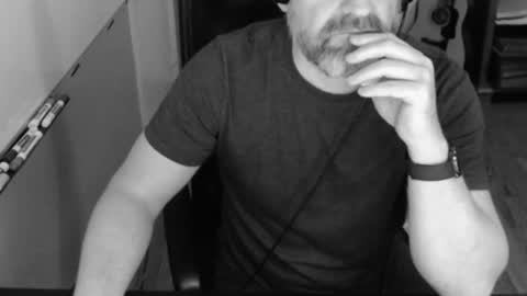 tombrockmoen2 online show from 19, 1, 2025