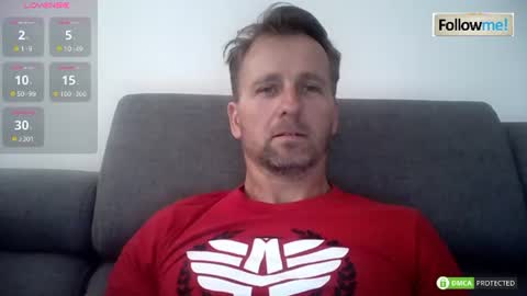 Snapshot of tomhardic chatting on 11, 7, 2026 TOM online show from 11, 7, 2026