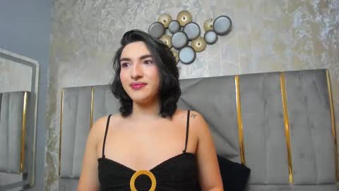   online show from 28, 2, 2025