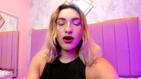   online show from 3, 12, 2025