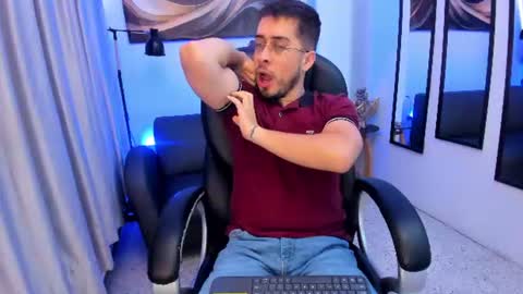 Tomas online show from 28, 7, 2026