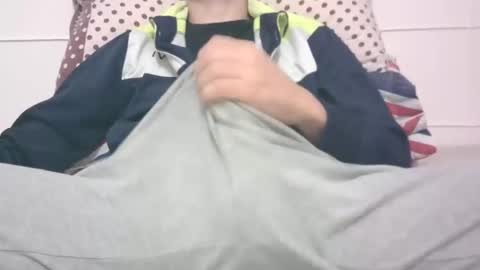 tommaso9046 online show from 4, 12, 2024