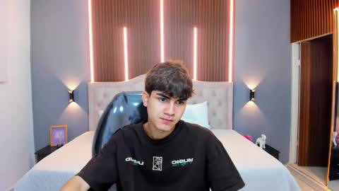 Tommy  online show from 23, 10, 2025