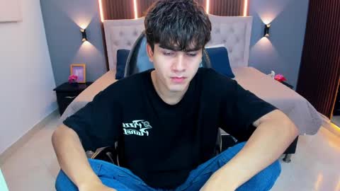 Tommy  online show from 31, 3, 2026