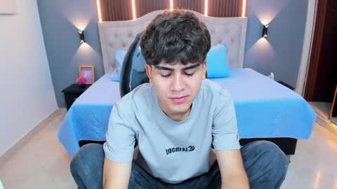 Tommy  online show from 23, 4, 2026