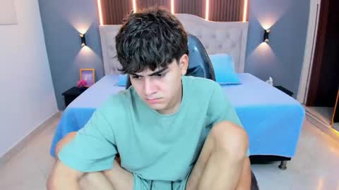 Tommy  online show from 24, 4, 2026