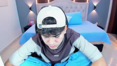 Tommy  online show from 25, 4, 2026