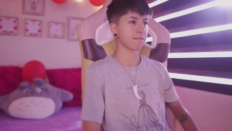 Blue  online show from 21, 2, 2025