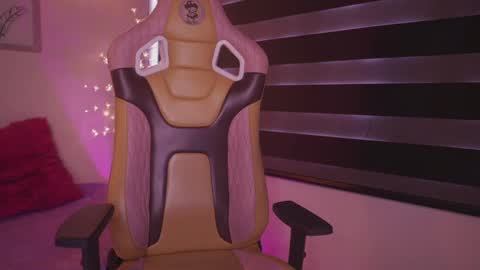 Blue  online show from 1, 3, 2025