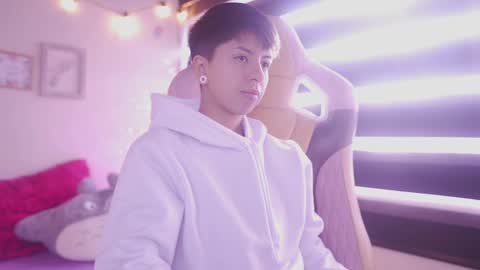 Blue  online show from 5, 3, 2025