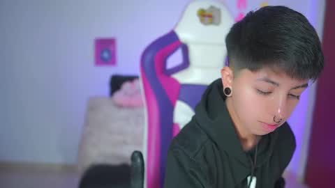 Blue  online show from 19, 9, 2025