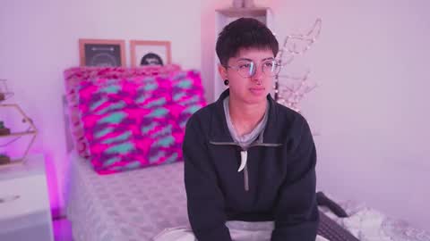 Blue  online show from 24, 9, 2025