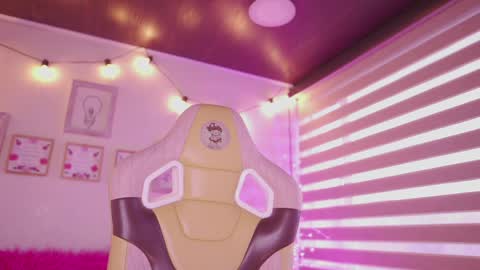 Blue  online show from 12, 4, 2026