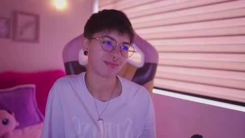 Blue  online show from 21, 4, 2026