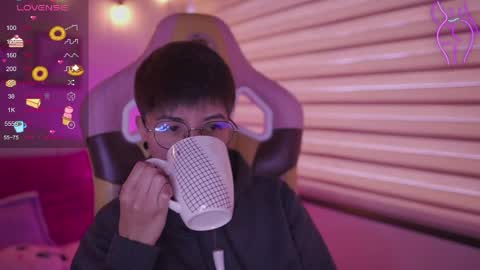 Blue  online show from 24, 4, 2026