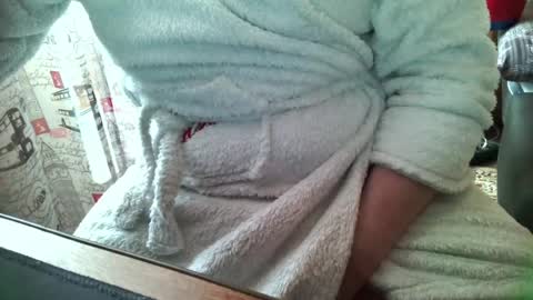 Tommi Li online show from 13, 4, 2026