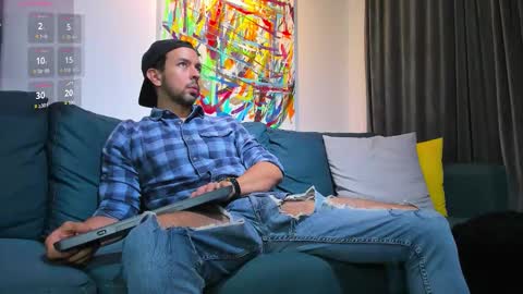 tommy_raym0ndg online show from 5, 10, 2025