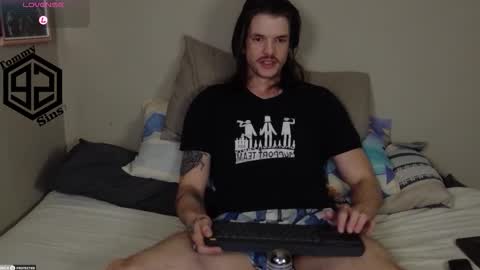 Tommy Sins online show from 20, 11, 2025