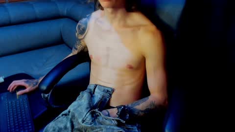 Snapshot of tommy_slater chatting on 21, 1, 2025 Tommy Slater online show from 21, 1, 2025