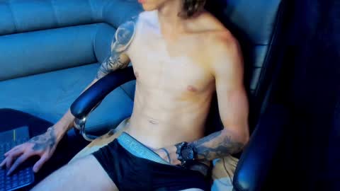 Snapshot of tommy_slater chatting on 23, 1, 2025 Tommy Slater online show from 23, 1, 2025