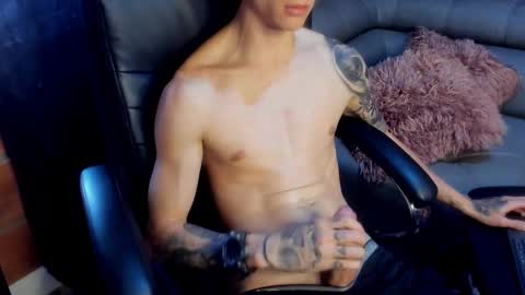 Snapshot of tommy_slater chatting on 10, 2, 2025 Tommy Slater online show from 10, 2, 2025