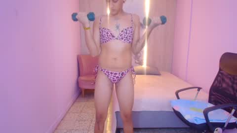 tommy_sweet1 online show from 30, 1, 2025